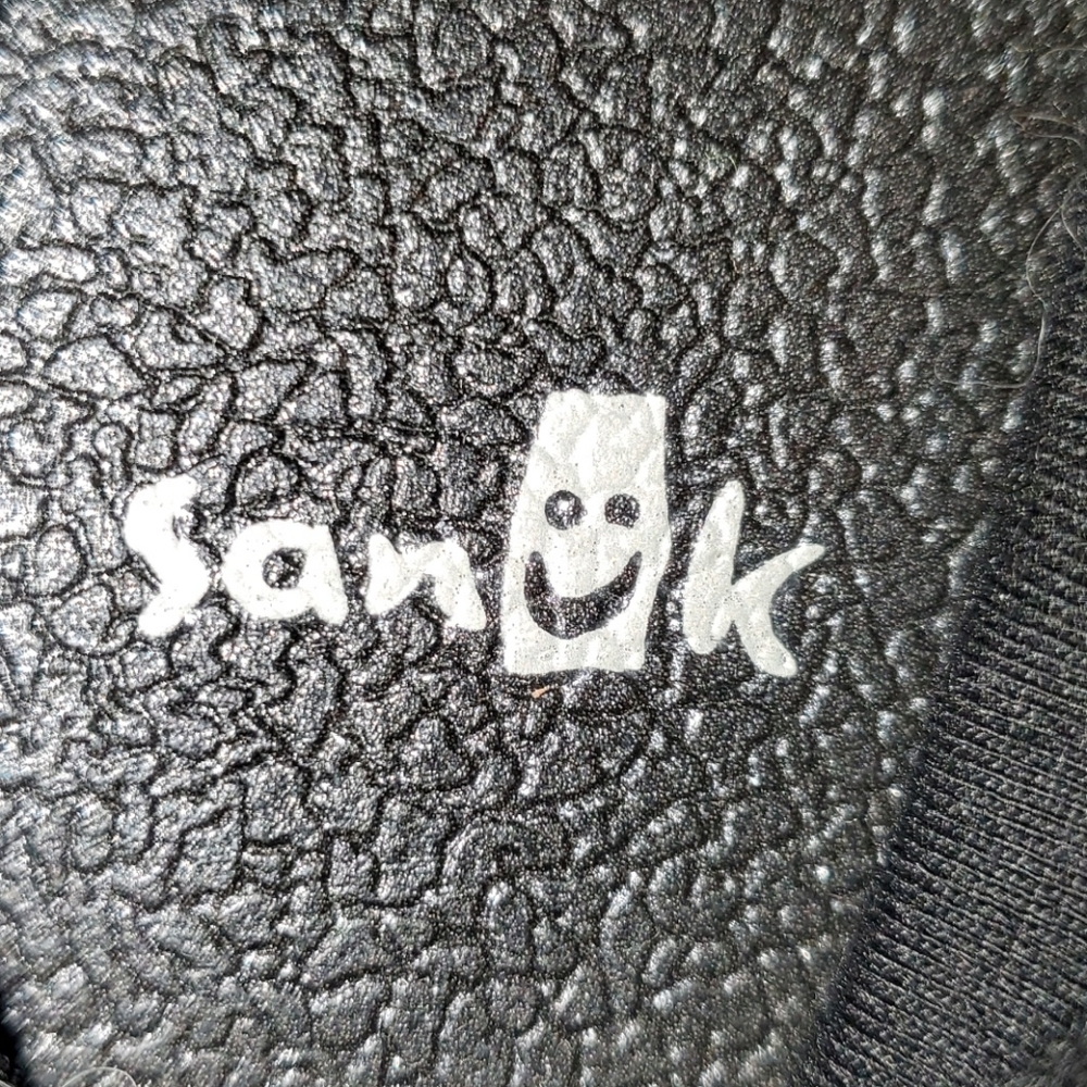 Women's black Sanuk - Picture 2 of 3